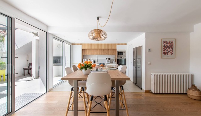 Très Belle Villa Idéalement Située à La Grande Motte Classée 4