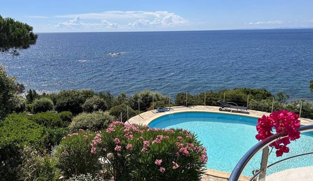 Très belle villa accès mer et vue panoramique