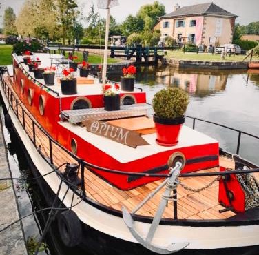 Très jolie péniche à louer