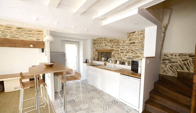 Très Belle Maison Pleine de Charme & de Douceur au Cœur D'un Joli Village Breton