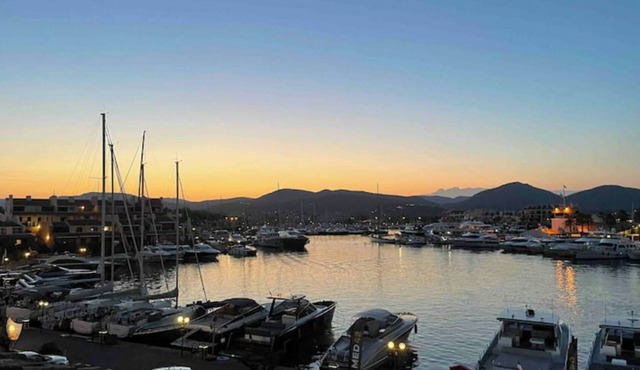 Très Grand Deux Pièces Marines de Cogolin