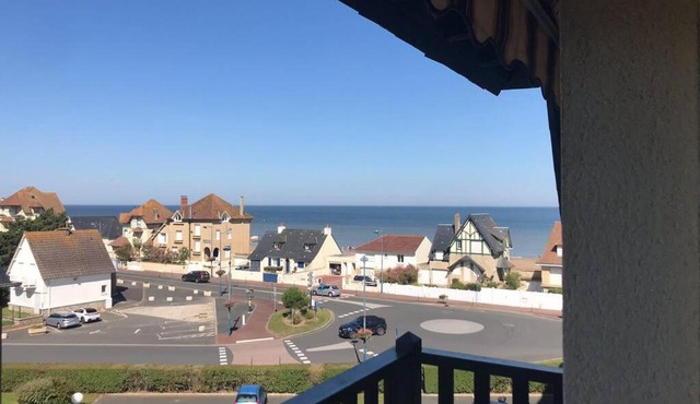 Trés bel appartement avec vue mer
