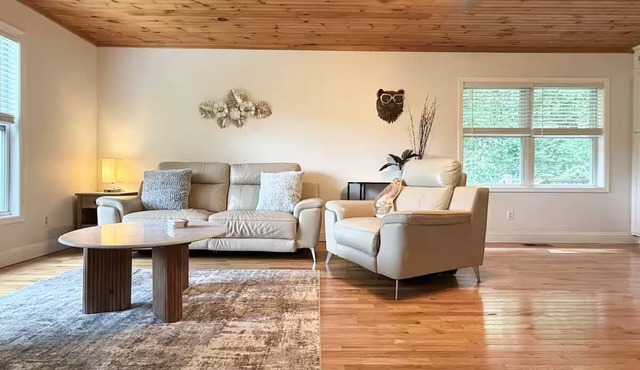 Trade Mountain House