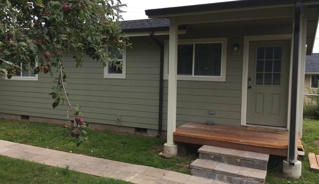 Trade Winds #1 Near The Beach