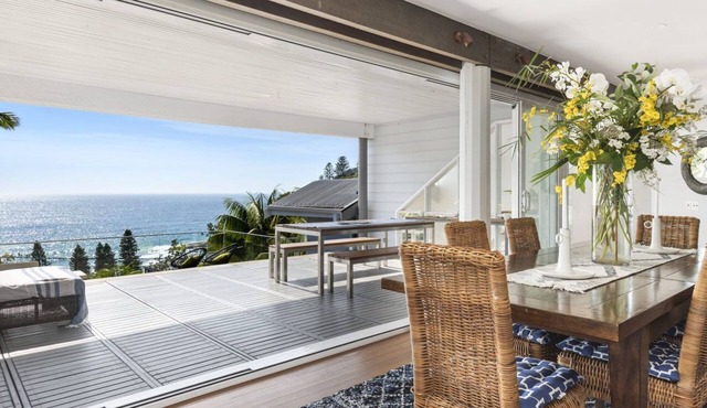 TRADE WINDS by Palm Beach Holiday Rentals