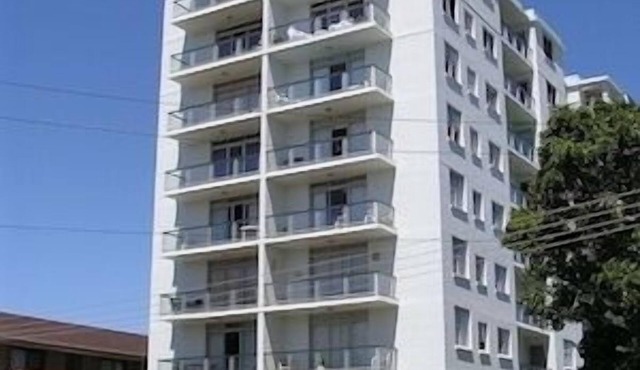 Tradewinds Apartments