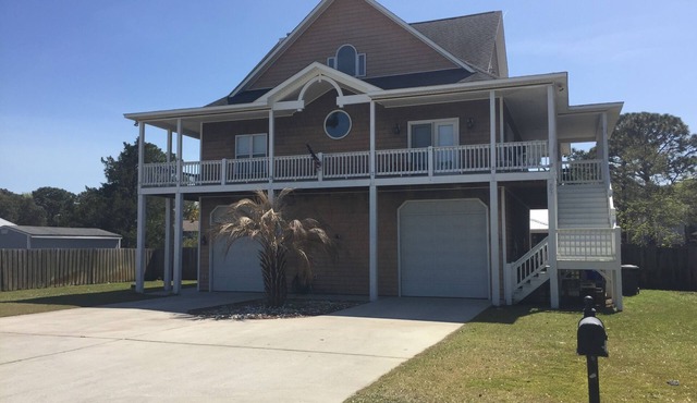 Tradewinds Private Room 1 of 2