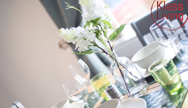 Traditional 2 bedroom house with private driveway.