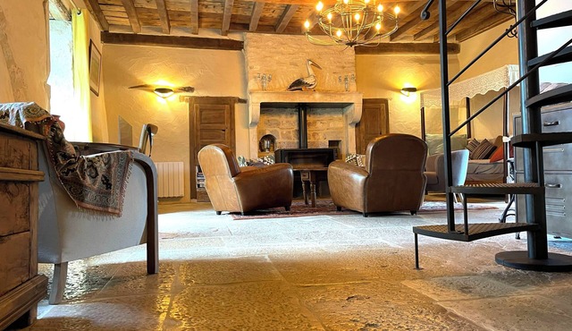 Traditional burgundian house, ideal for families, peace and quiet in nature.