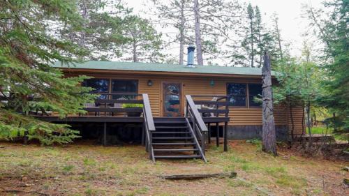 Traditional Cabin - Family Headquarter - 2 Bed Cabin - Fast Wi-Fi CB09