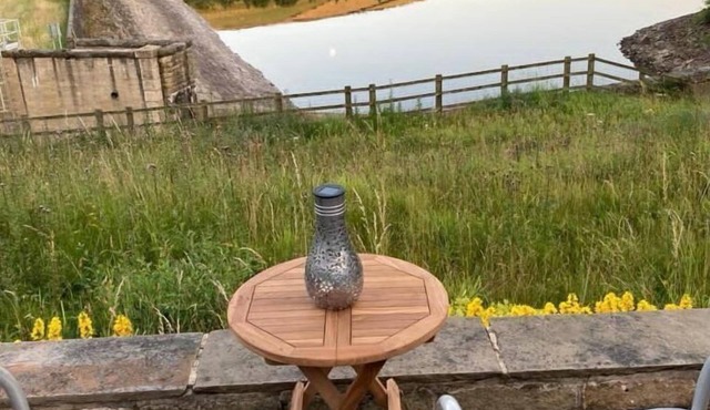 Traditional cottage with stunning views and walks on the doorstep.