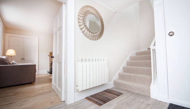 Traditional cottage in Tain