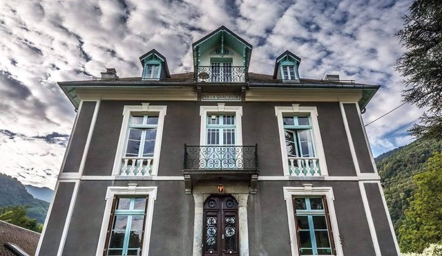 Traditional Luchonnais Villa Close to the Centre