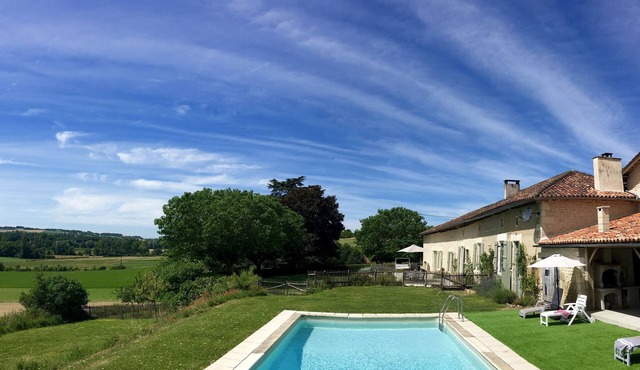 Traditional French farmhouse, private pool, stunning country views, sleeps 10