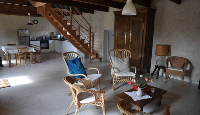 Traditional house completely renovated, independent, for 6 people