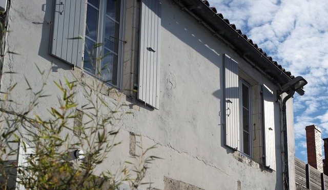 Traditional house in the Rivfedoux beach, RéIsland