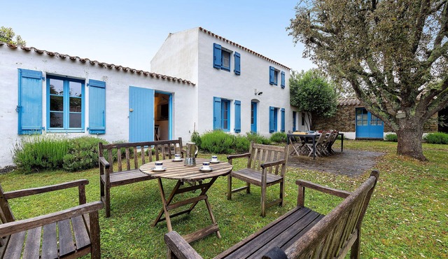 Traditional House on Île d’Yeu, Sleeps up to 10