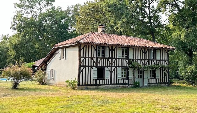 Traditional Landes house on airial
