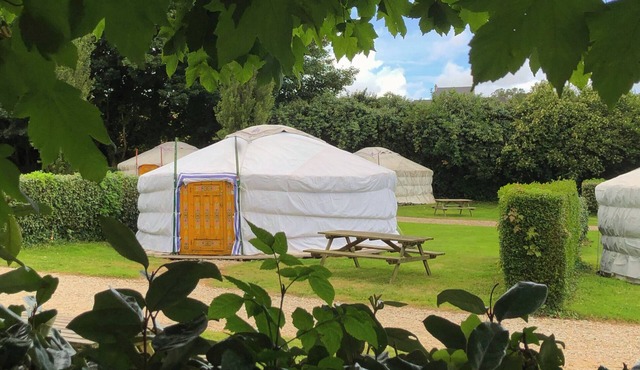 Traditional Mongolian yurt near Roscoff (sleeps up to 6)