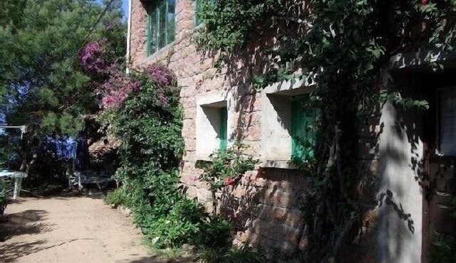 Traditional pink granite PORTO VILLA,