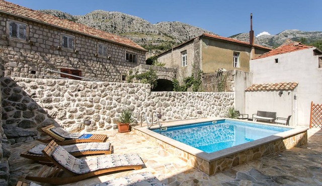 Traditional Pool Villa in Gruda