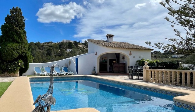 Traditional rustic villa in Benissa for 8 people with swimming pool, barbecue and terrace - Casa Mora