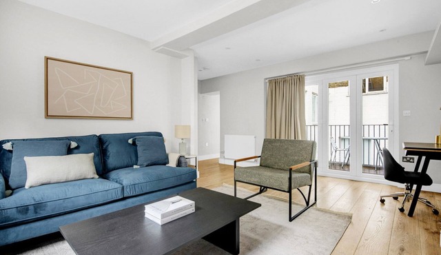 Traditional South Ken 1BR, nr Goucester Rd & Earls Crt stn, by Blueground