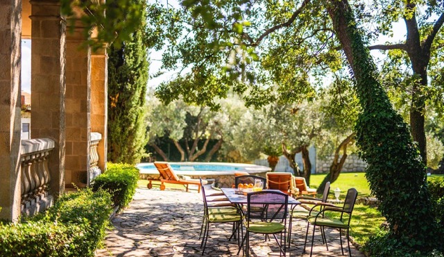 Traditional stone house with private heated pool