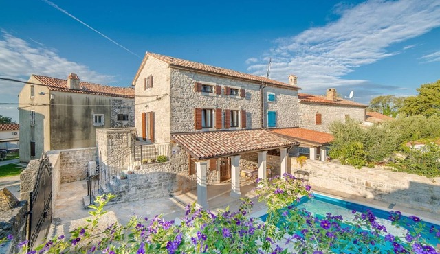 Traditional stone Villa Major near Vrsar and Lim Fjord