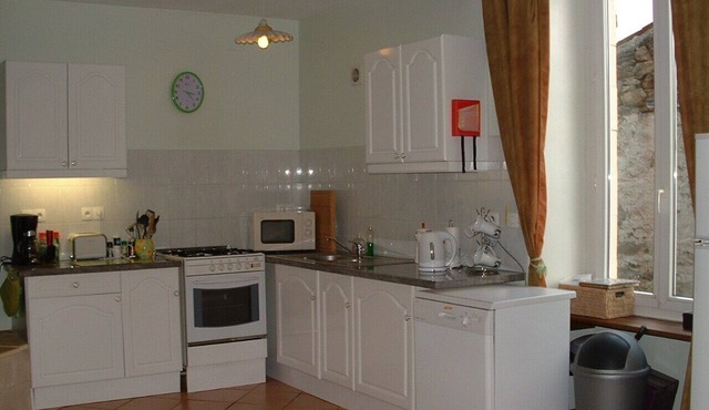 Traditional Vendeen Farmhouse incorporating 3 gites. Family-friendly.
