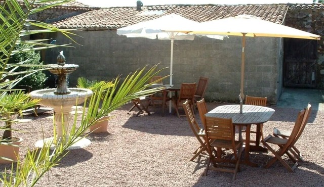 Traditional Vendeen Farmhouse incorporating 3 gites. Family-friendly.