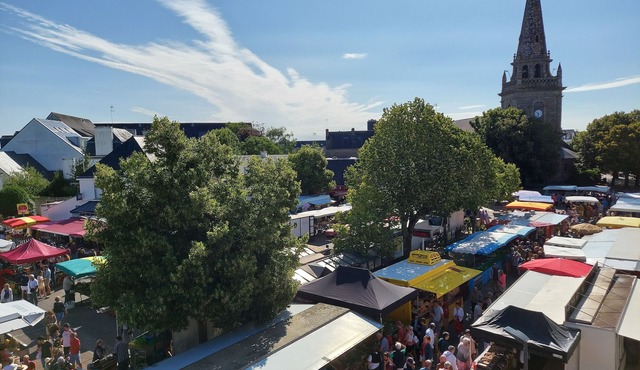 Traezh - two-bedroom apartment in downtown Ploemeur