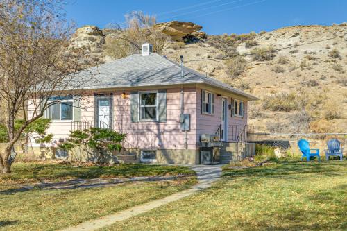 Trail Access On-Site! Scenic Rock Springs Getaway