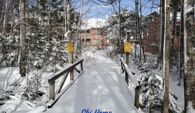 Trail Creek: Ski home to renovated 1st floor, 1br condo. Sleeps 4.
