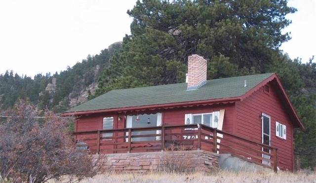 Trail Ridge Cabin – Comfortable and Cozy with Fabulous Views
