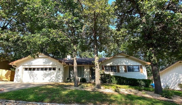 Trails+Firepit+Stocked Kitchen+Spacious 3BR 3Ba