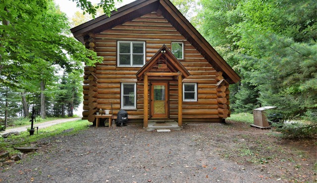 Trails Lodge on Lake Namakagon