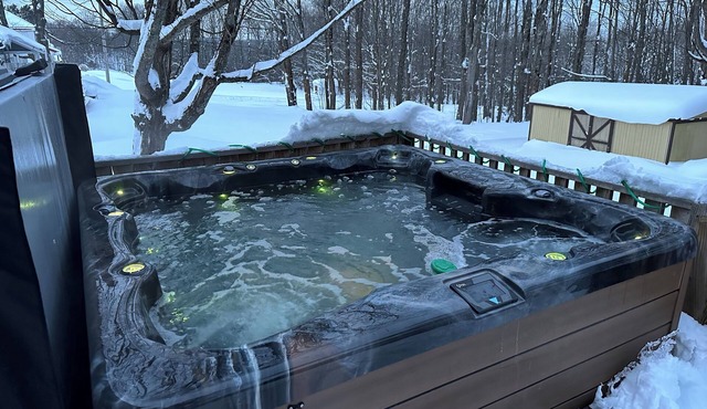 Trailside #3 ~ Winter Fun Retreat! Ski, Snowboard, Snowmobile, Hot Tub, Hiking!