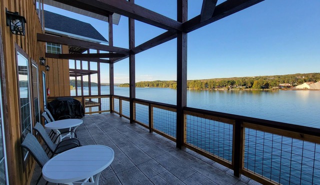Trailside Fun River Cabin 21B