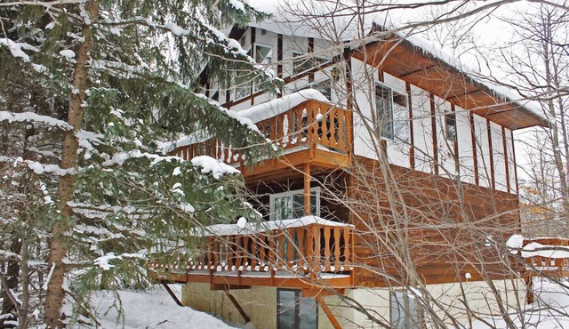 Trailside Home on Powderhorn Mountain with A Sauna