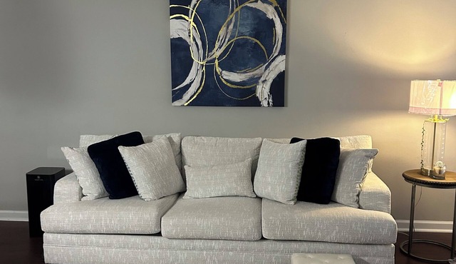 Tranquil 1-bedroom apartment with AC in charming Pooler