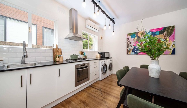 Tranquil 1 bedroom Apt near park & beach