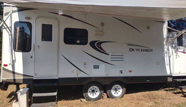Tranquil 1-bedroom recreational vehicle with AC in Homosassa,Very clean,water5mi