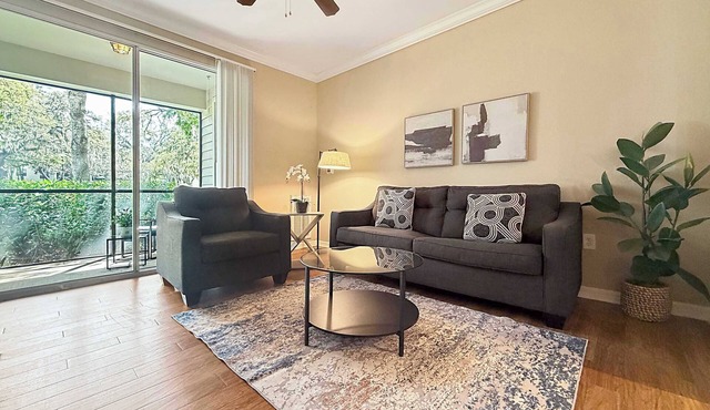 Tranquil 1st Floor Apt, Prime North Tampa Area