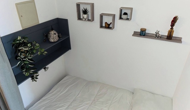 Tranquil 2 bedroom apartment in Canet-en-Roussillon WiFi, AC, sea view terrace