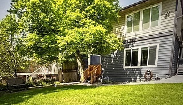 Tranquil 2-bedroom apartment with WiFi in Kirkland