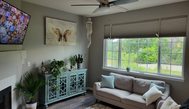 Tranquil 2-bedroom at Red Rocks & Chatfield ~ Winter Wonderland