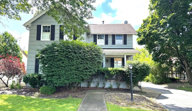 Tranquil 2-bedroom condo in Warren with WiFi, AC