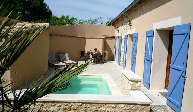 Tranquil 2-bedroom cottage in cool Montels for a relaxing stay