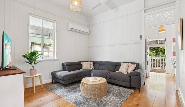 Tranquil 3-Bed Family Home with Spacious Backyard